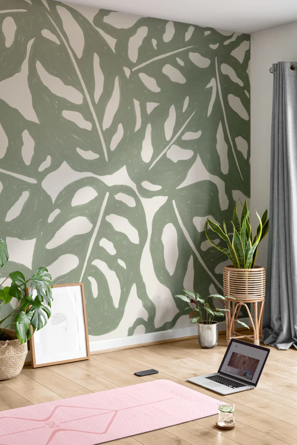 Green Repeat Pattern Monstera Leaf Wallpaper Mural