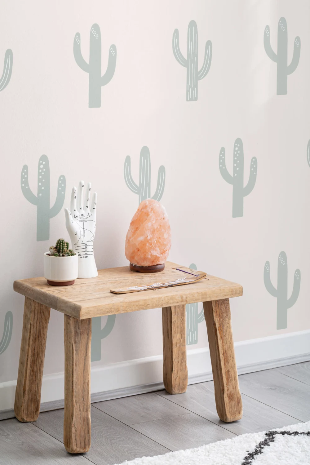 Papel de parede com padrão de repetição Saguaro Cactus Green & Cream