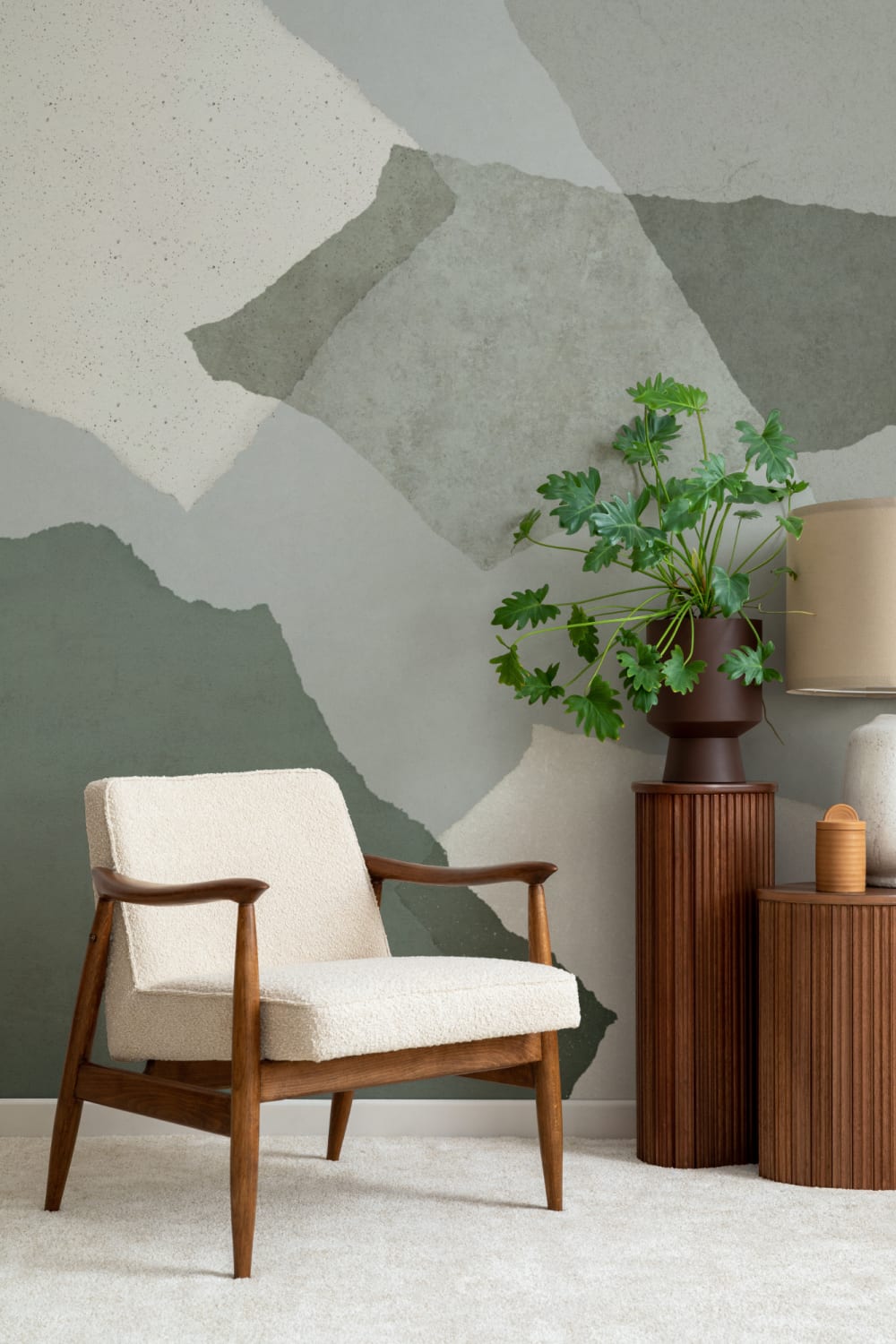 Green Abstract Minimalist Mural Adds Tranquil Elegant Vibes