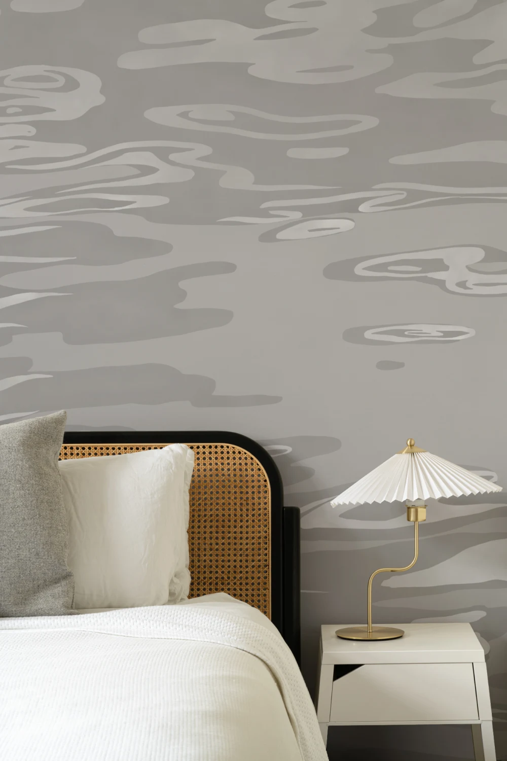 Carta da parati dipinta a mano in beige con effetto increspatura dell'acqua