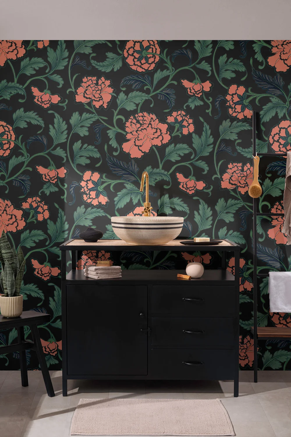 Mural chinoiserie de peonías sobre fondo oscuro