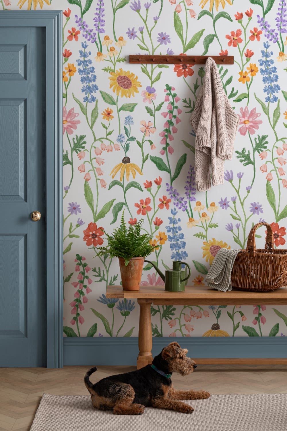 Blåt håndtegnet fototapet med vilde blomster