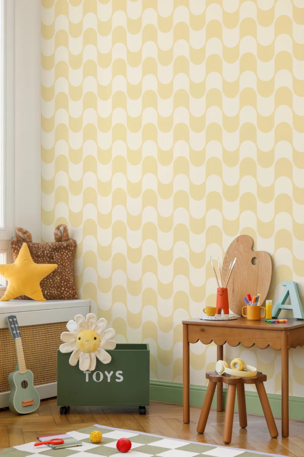 Yellow Retro Wavy Striped Wallpaper