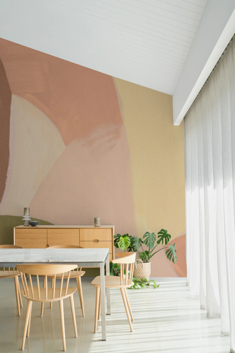 Malet fed, abstrakt fototapet i bløde, beige pasteller