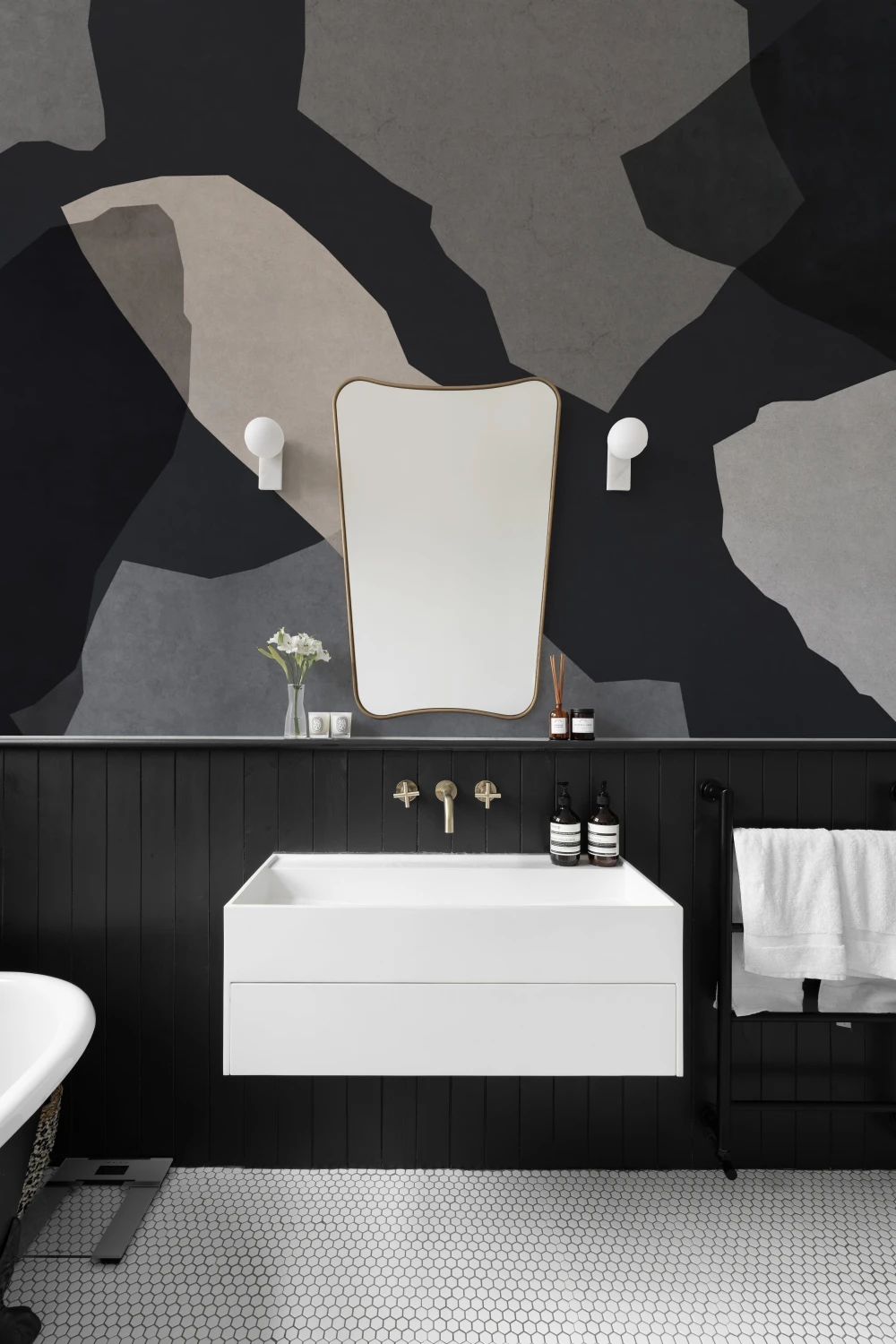 Stor mörk Terrazzo-inspirerad fototapet