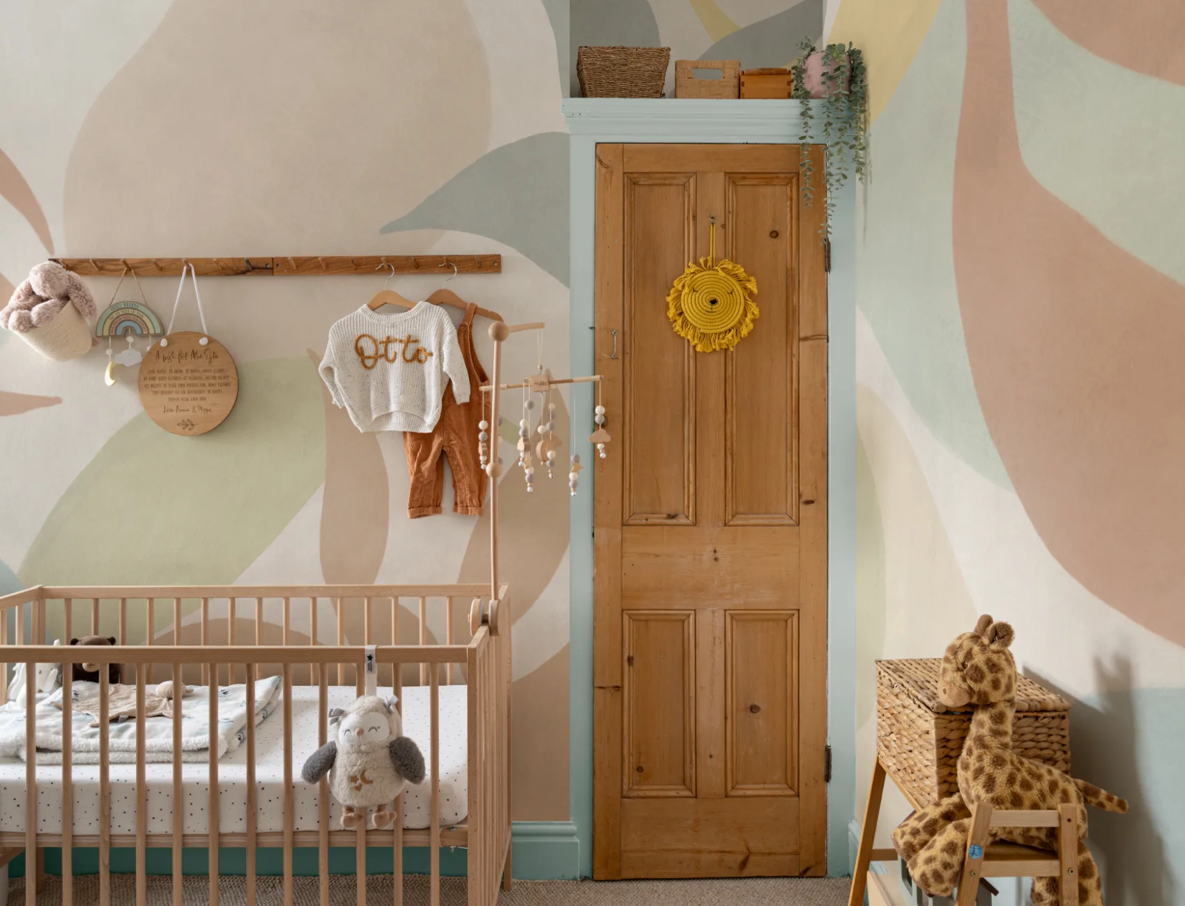 Mehrfarbige abstrakte Fototapete im Boho-Stil
