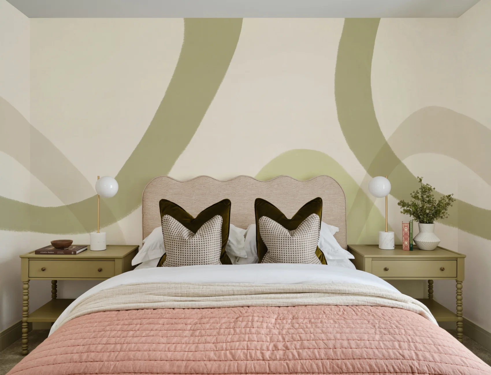 Groene abstracte eigentijdse lijnkunst muurschildering