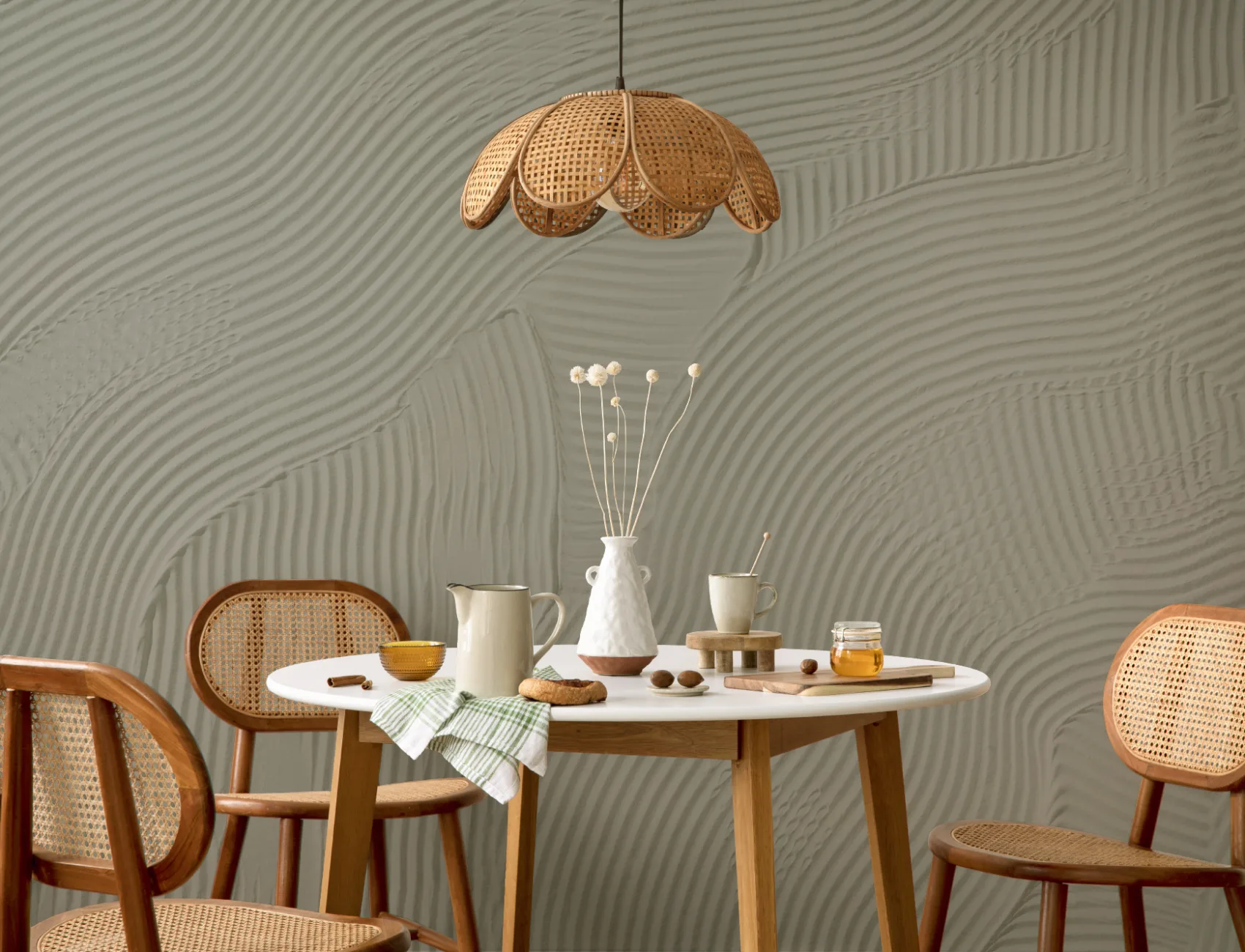 Green Sculpted Abstract Overlapping Lines Mural