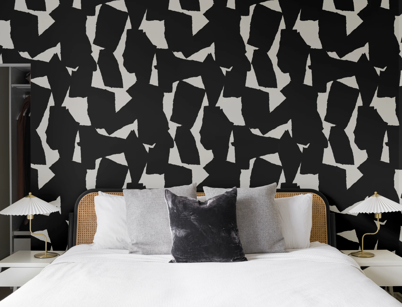 Black and White Graphic Abstract Repeat Pattern Wallpaper