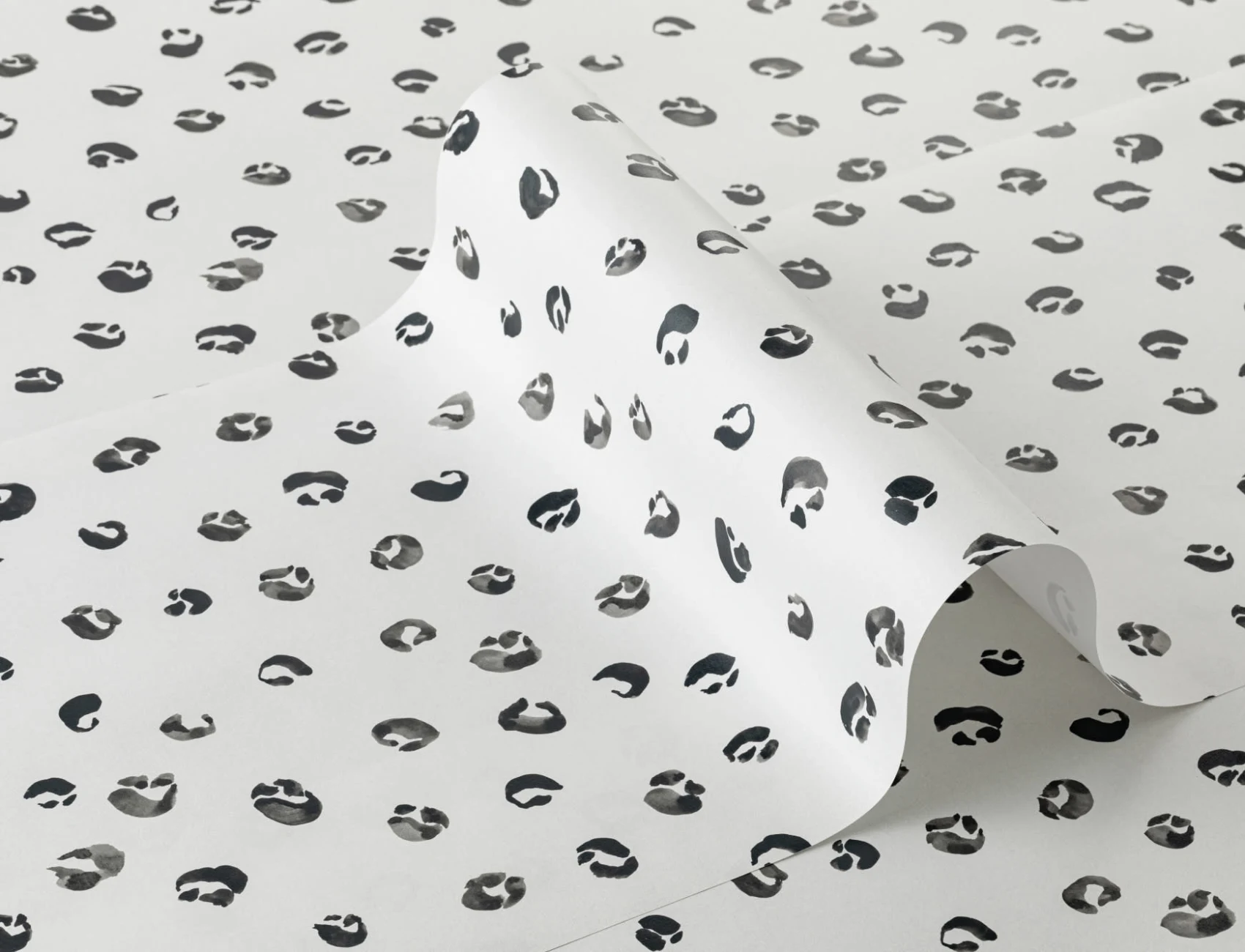 Black and White Watercolor Leopard Print Repeat Pattern Wallpaper