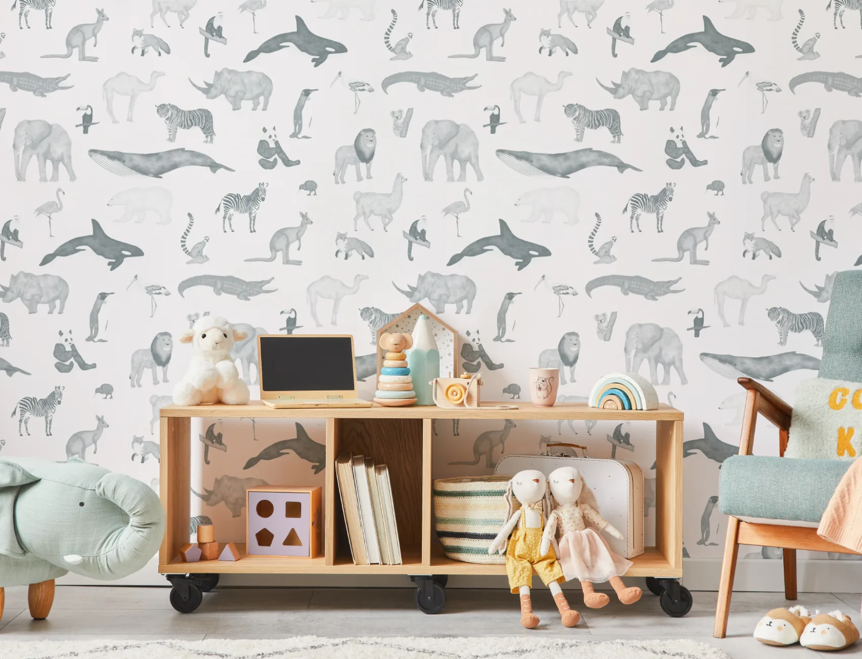 Blue Watercolor Animals Repeat Pattern Wallpaper