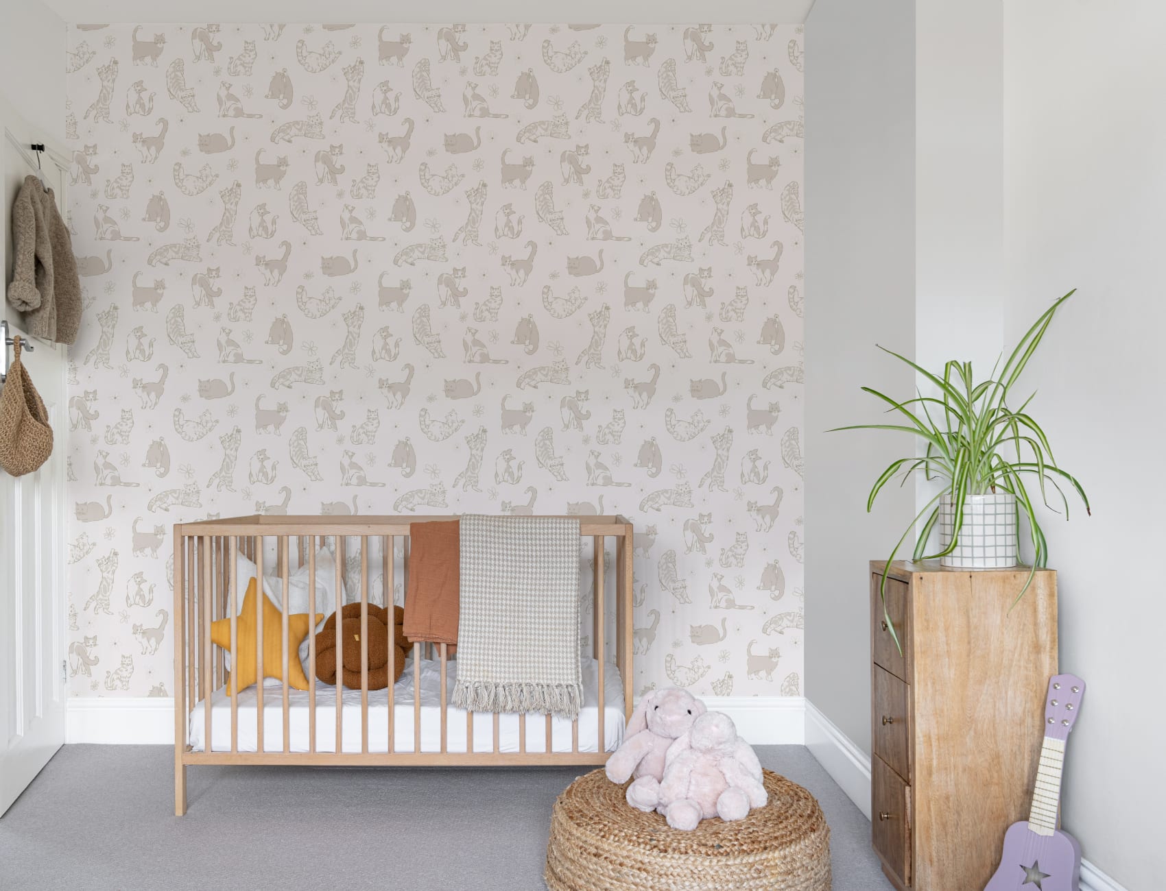 Crèmekleurig kattenpatroon beige kindermuurschildering