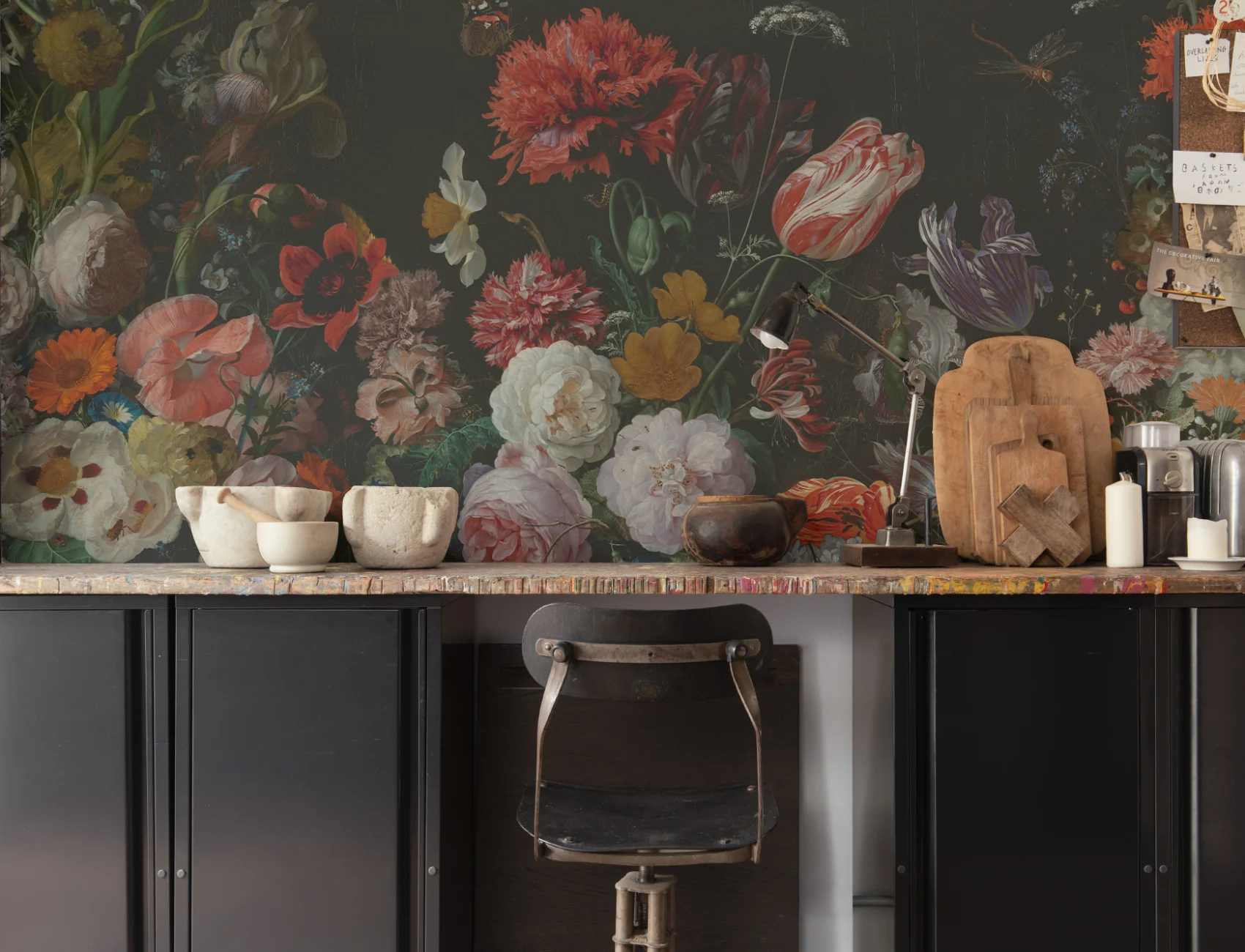 Bloemschikking kunstenaar schilderij behang muurschildering