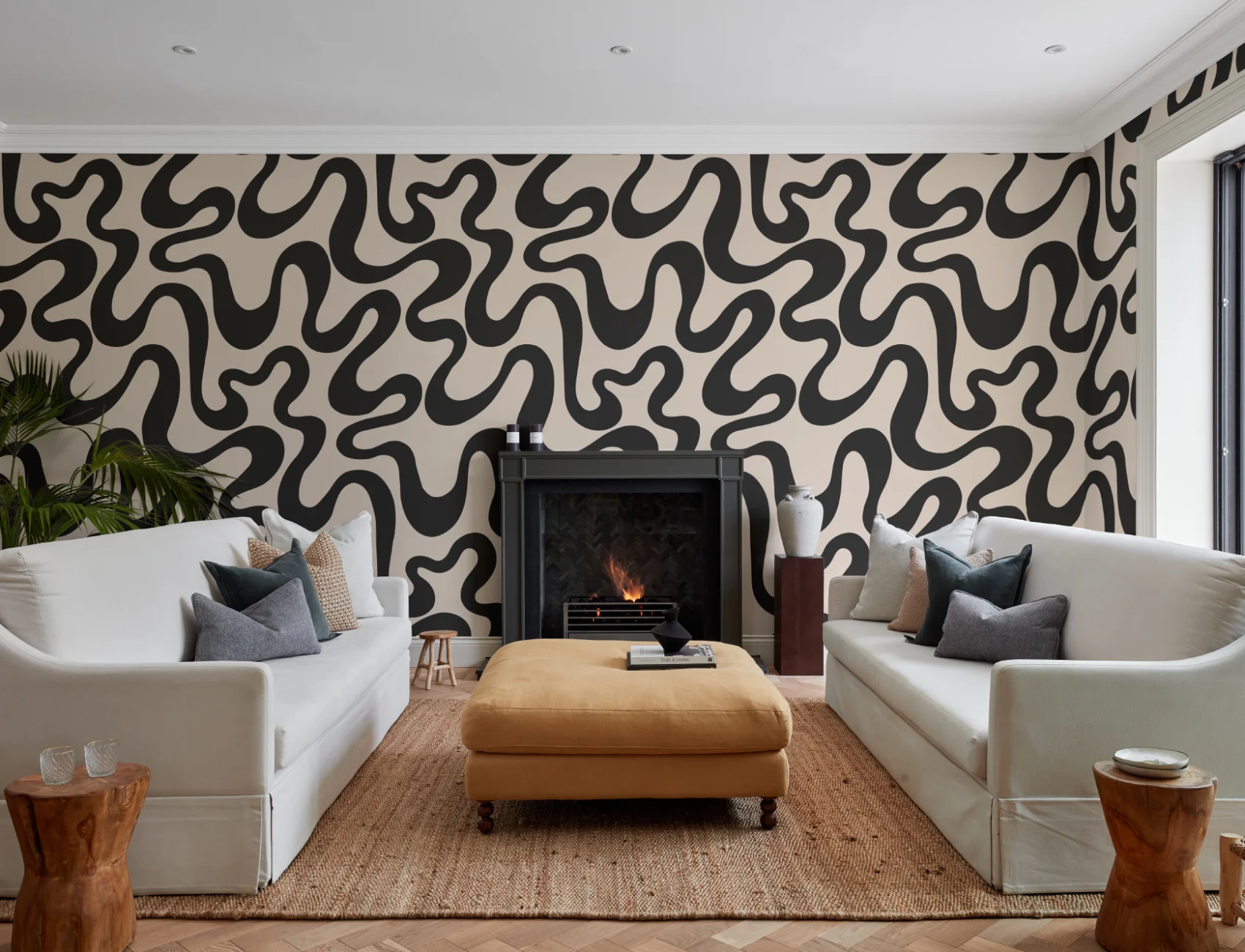 Papier peint noir audacieux à motif abstrait Vibe Design