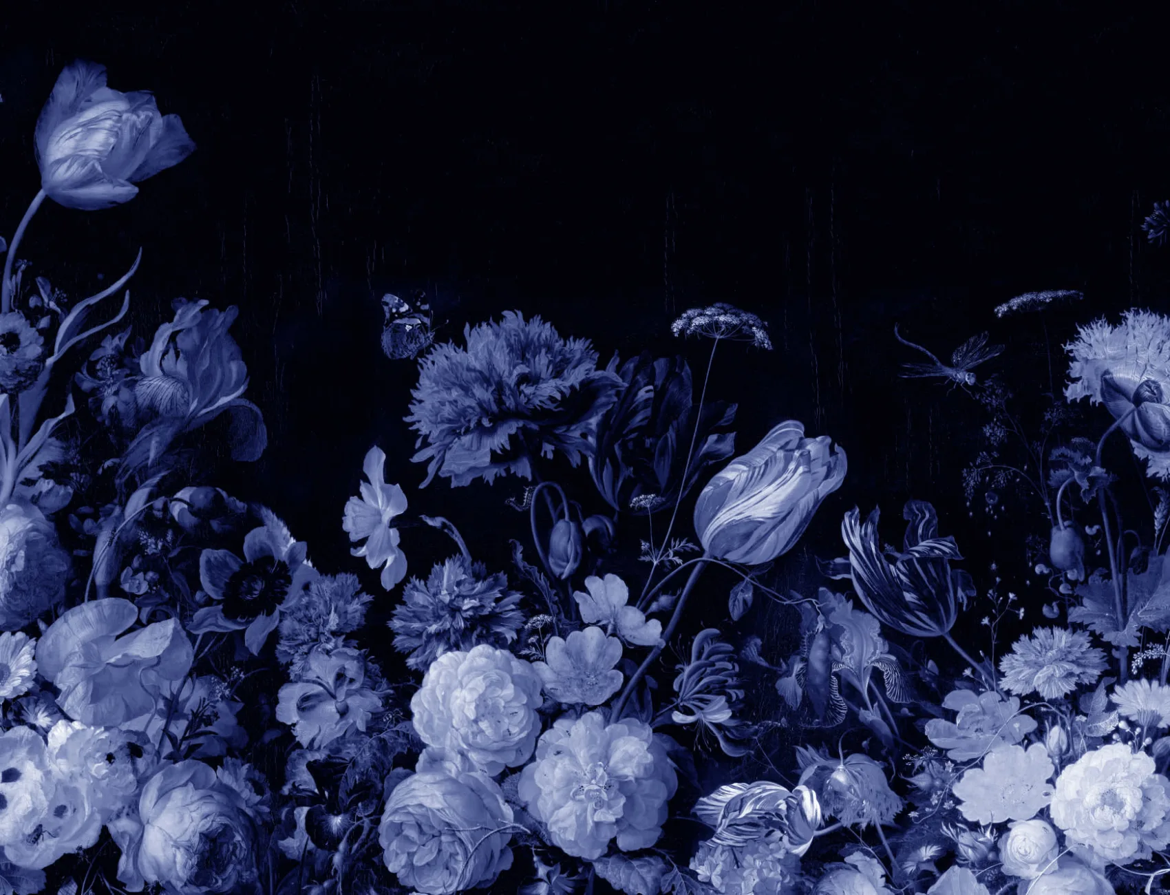 Carta da Parati con Composizione Floreale di Artisti Vari in Blu