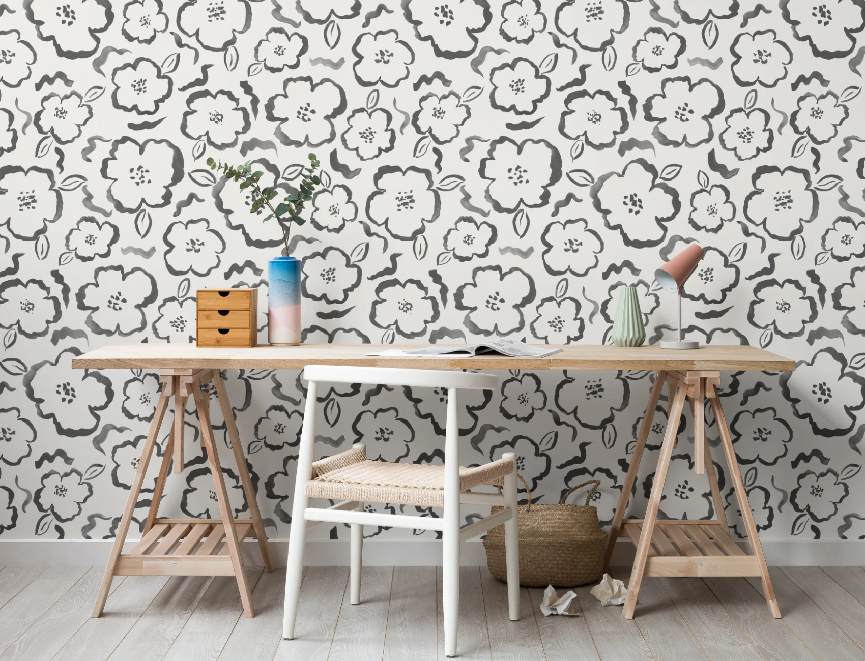 Papel de parede com padrão de repetição floral abstrato de pintura a preto e branco
