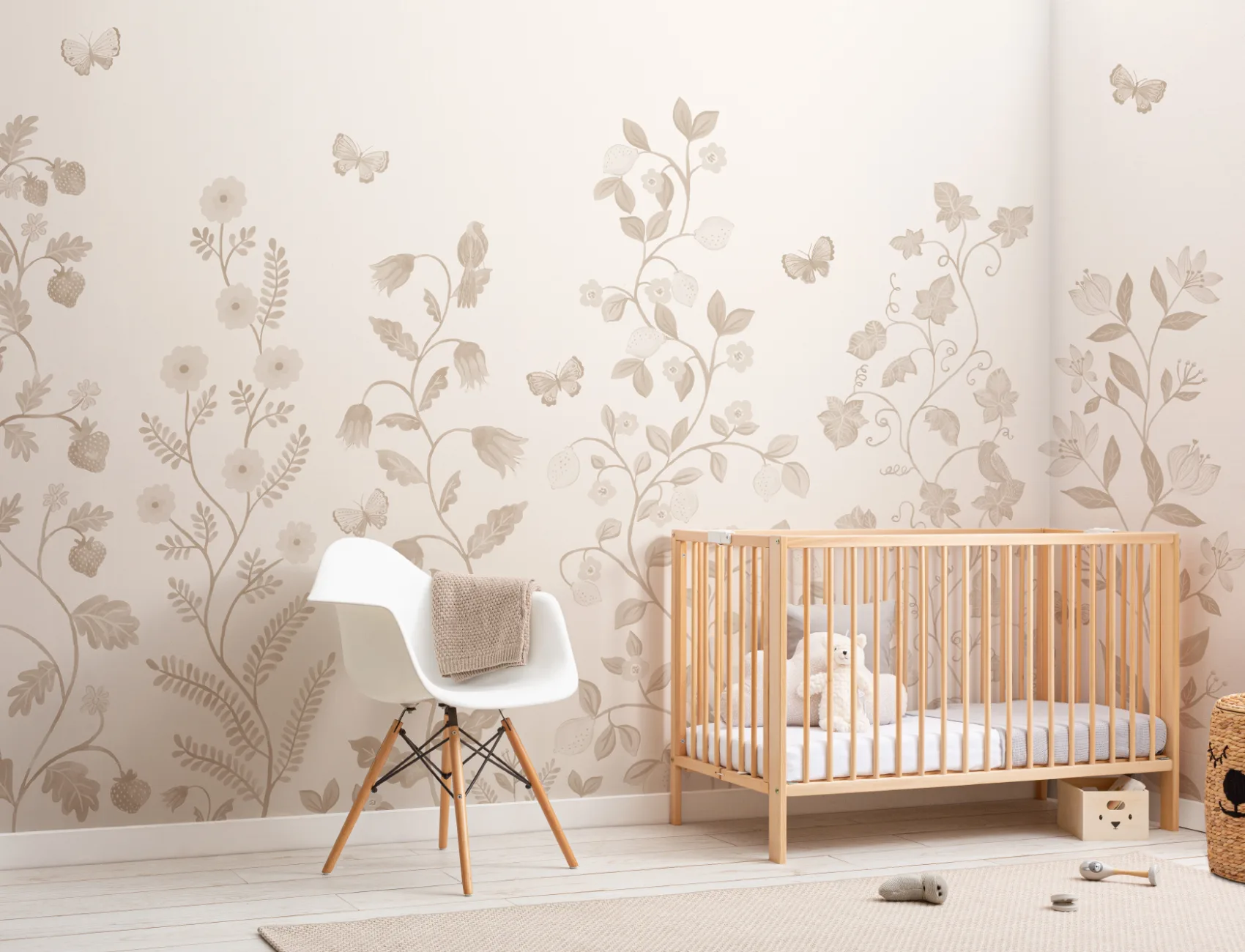 Carta da parati beige con botanici arrampicati
