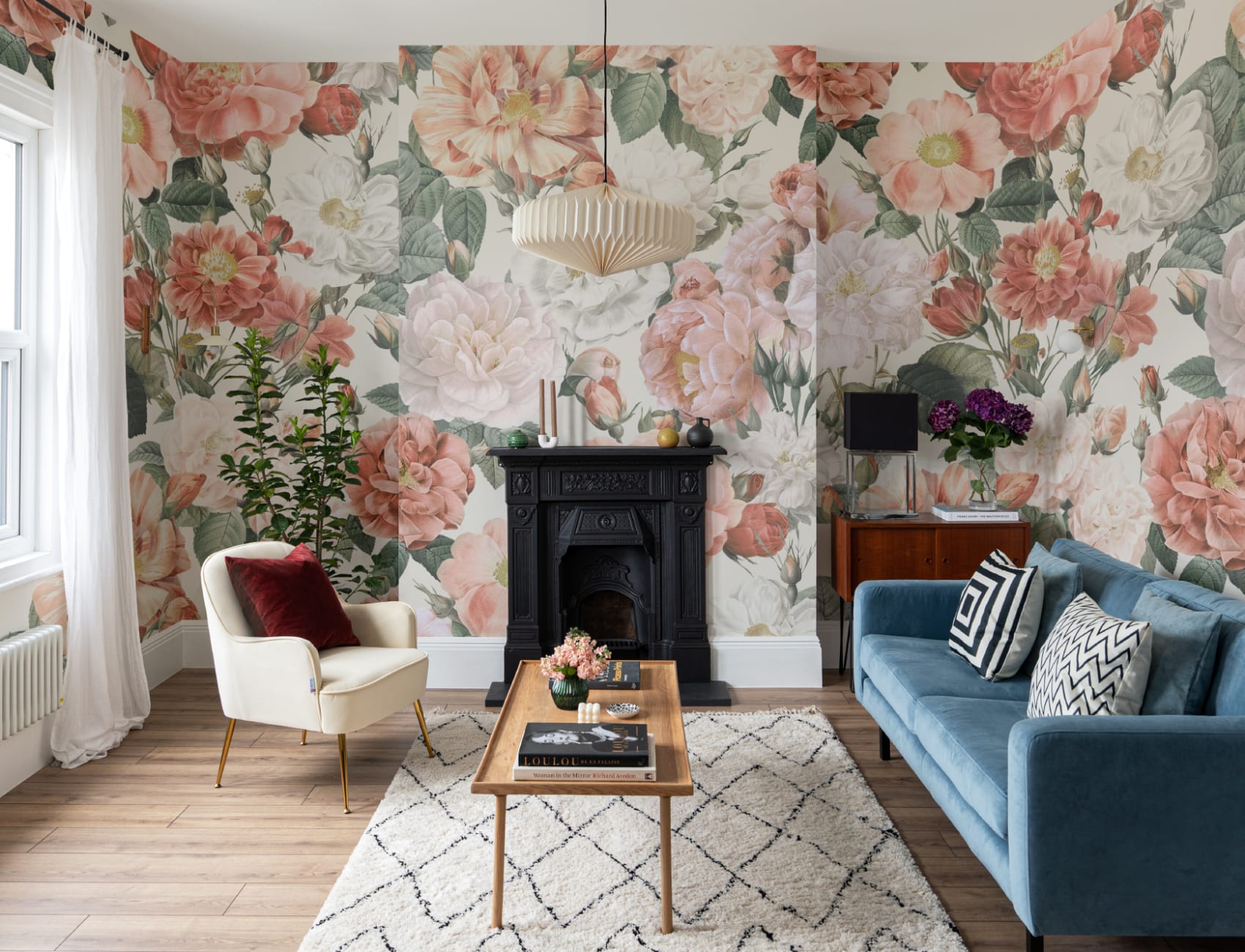 Pink & Red Roses Vintage Floral Wallpaper Mural