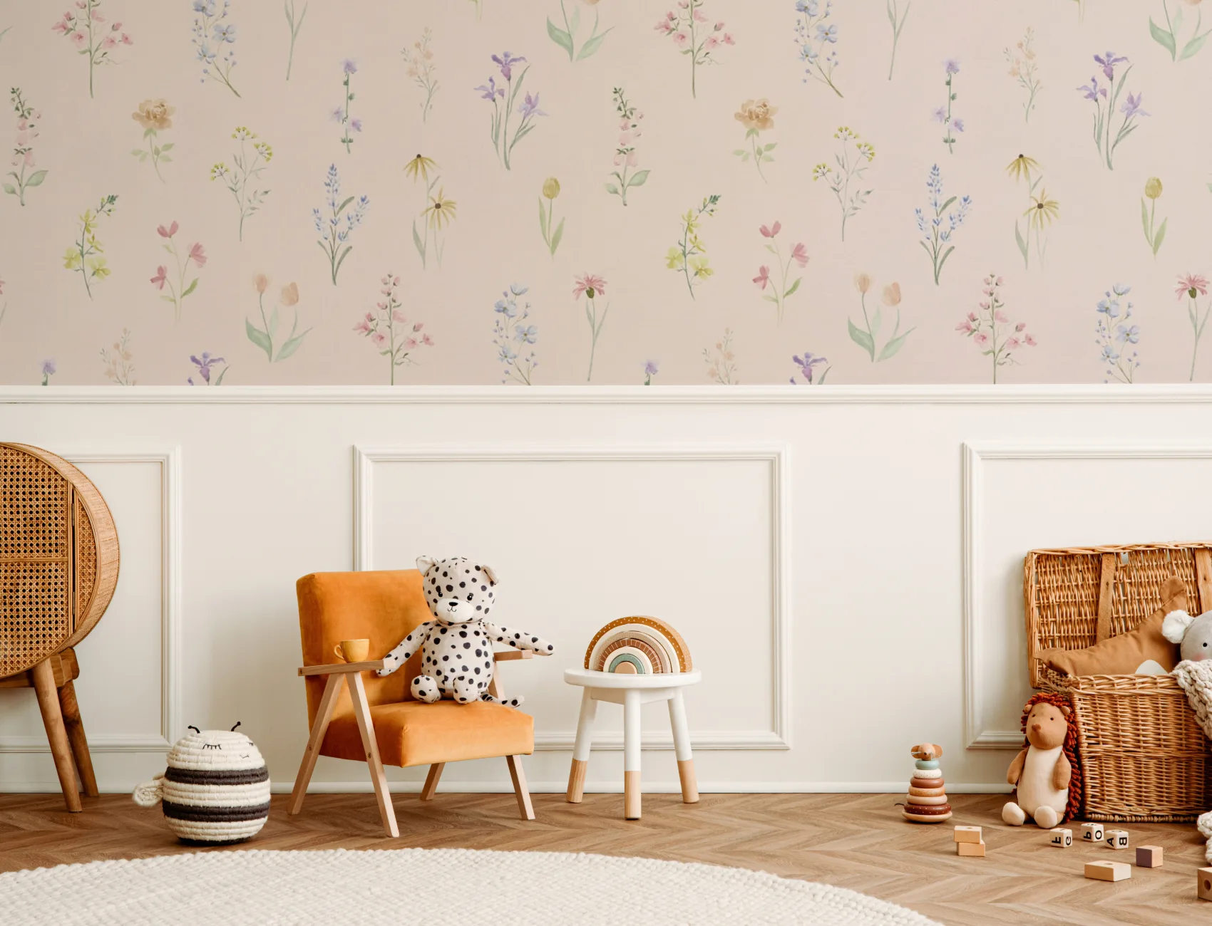 Veelkleurige vintage bloemen muurschildering voor tijdloze charme