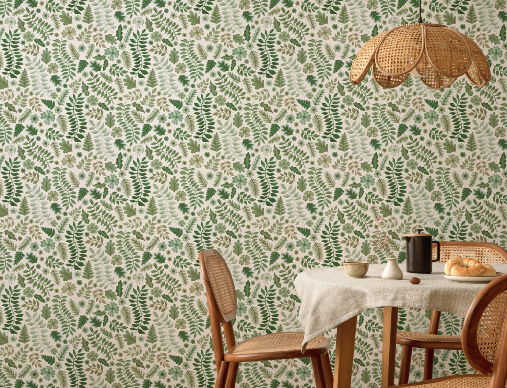 Carta da parati verde indiana con stampa floreale a foglie