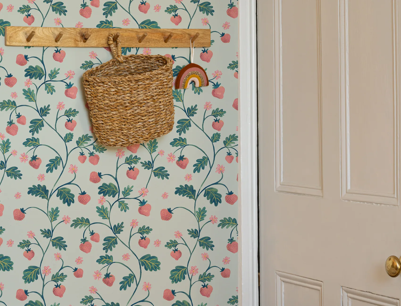 Papel de parede Vintage Azul Aguarela Morango & Folhagem