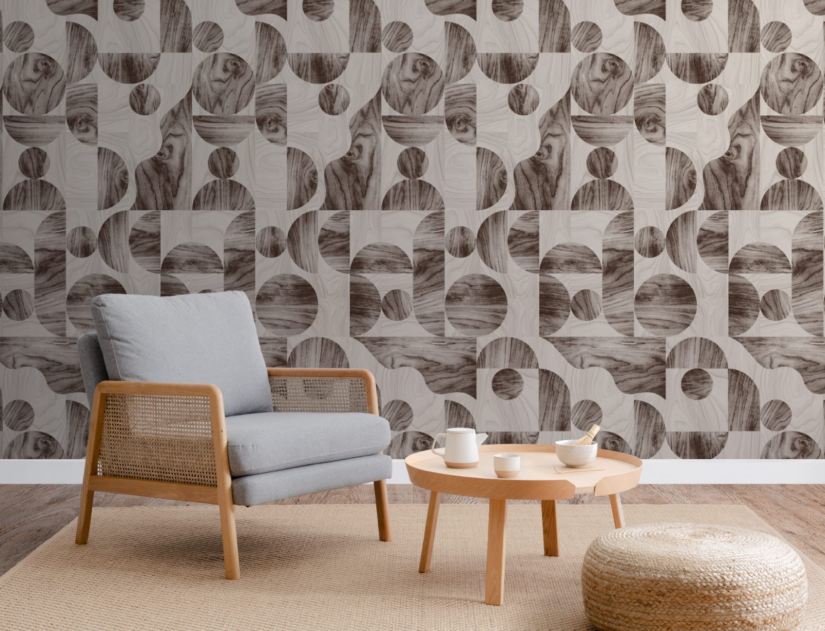 Carta da parati moderna marrone con forme geometriche a venatura di legno