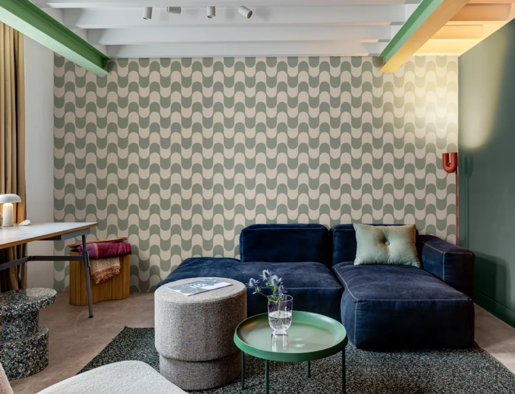Green Groovy Retro Repeat Pattern Wallpaper
