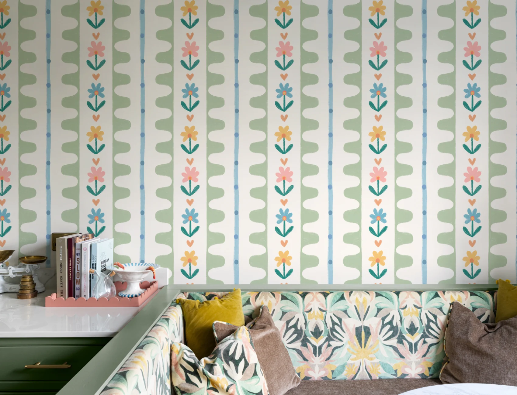 Multicolor Floral Striped Pattern Mural For Cheerful Spaces