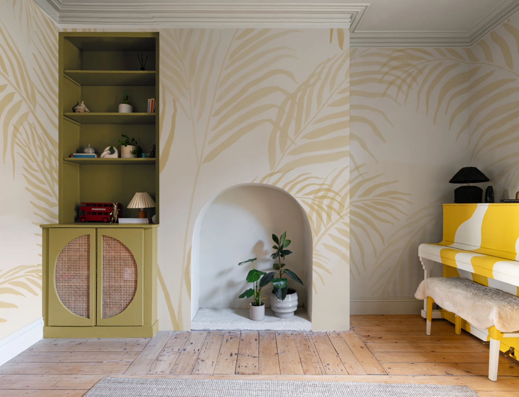 Papier peint panoramique Tropical jaune feuilles de palmier encrées