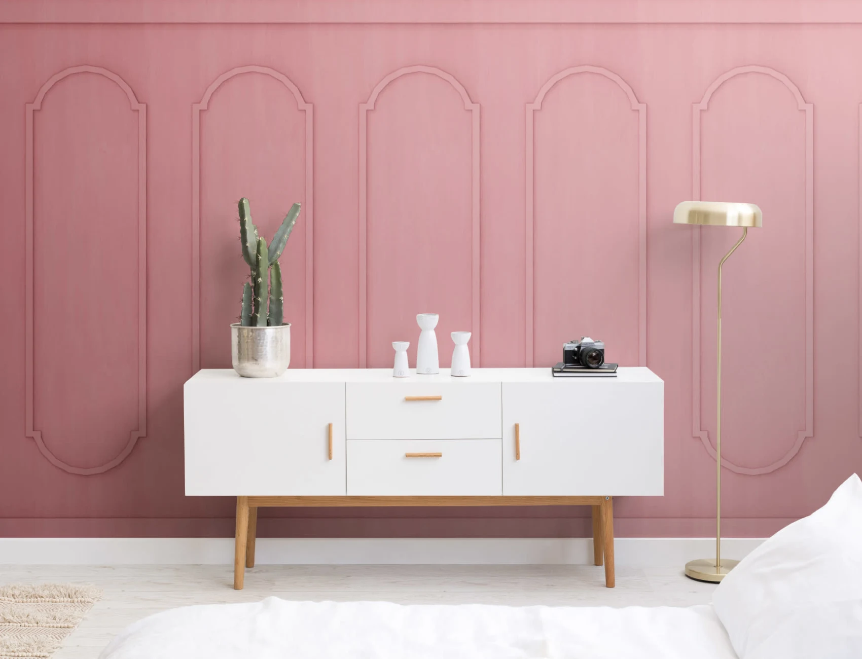 Fototapete Gewölbtes Georgisches Holzpaneel Pink