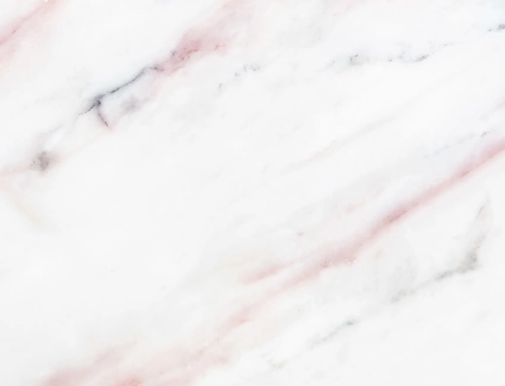 Carta da Parati Effetto Marmo Perlato con Venature Rosa Pastello