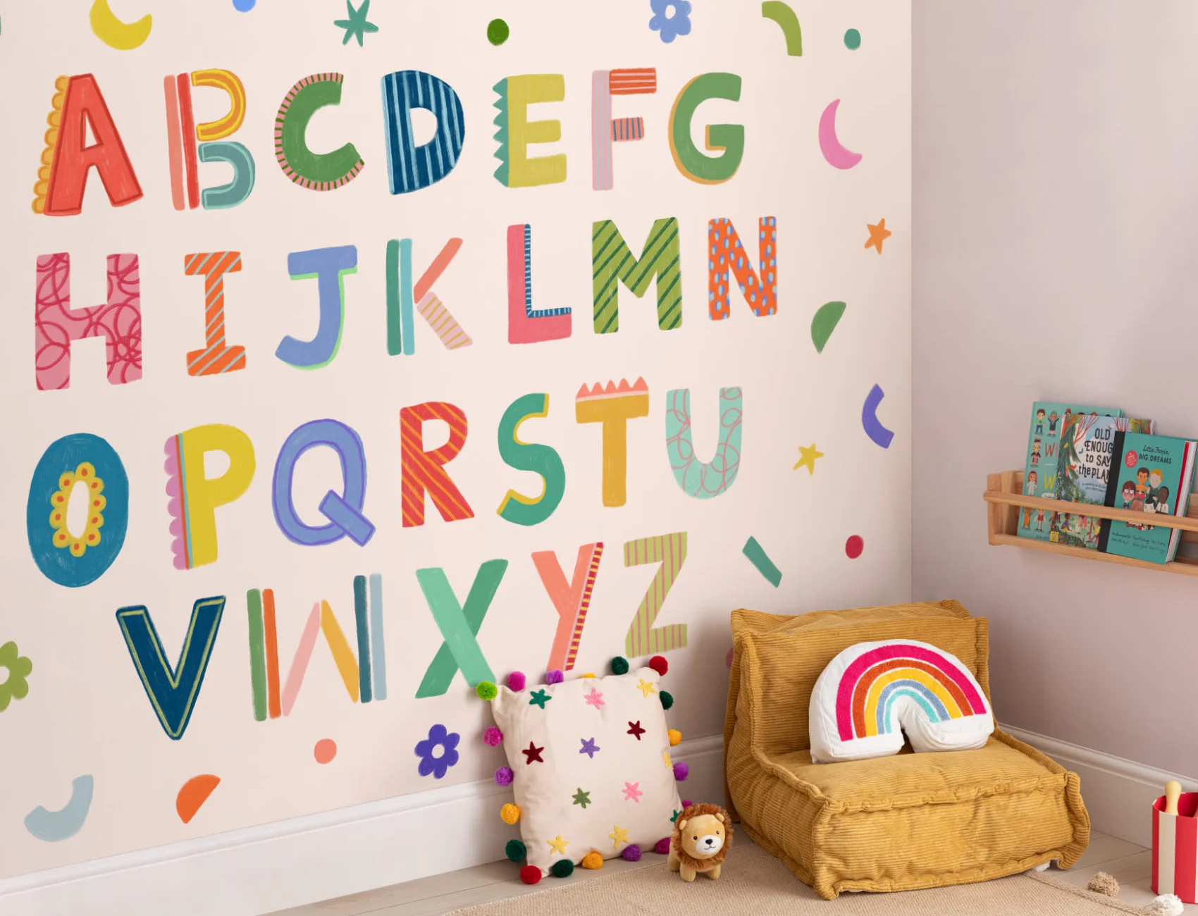 Murale alfabeto colorato per bambini rosa