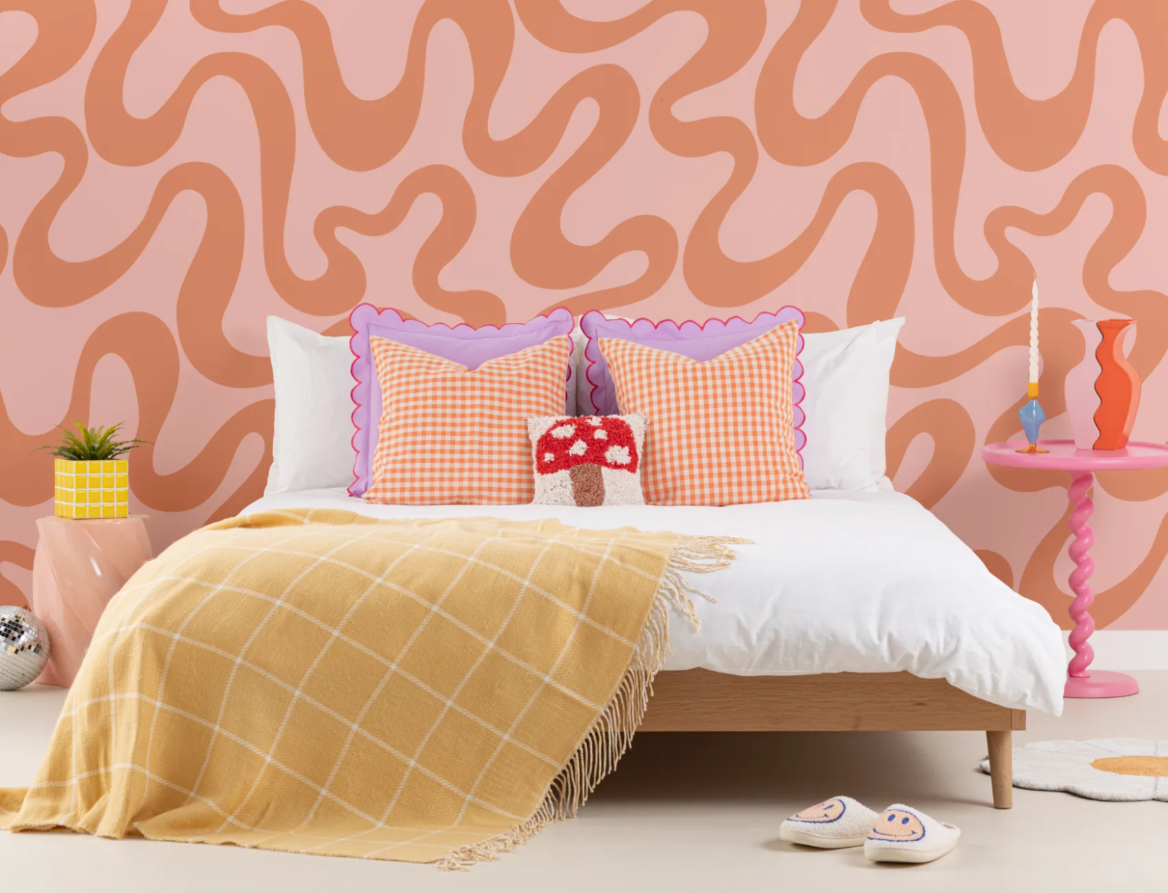 Lebendiges Rosa und Orange Abstraktes Retro-Muster Tapete