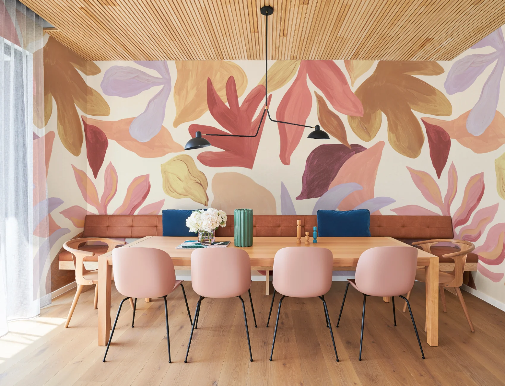 Multicolor Botanical Abstract Leaf Pattern Wall Mural