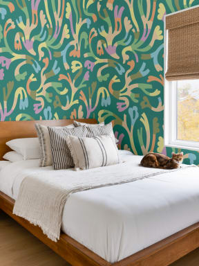 Elizabeth Olwen Flowstate Green Mural