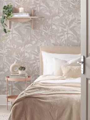 Beige Tropical Tiger Jungle Repeat Pattern Wallpaper