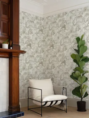 Carta da parati beige tropicale tonale con animali della giungla