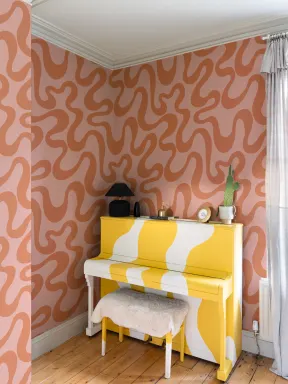 Vibrant Pink And Orange Abstract Retro Pattern Wallpaper