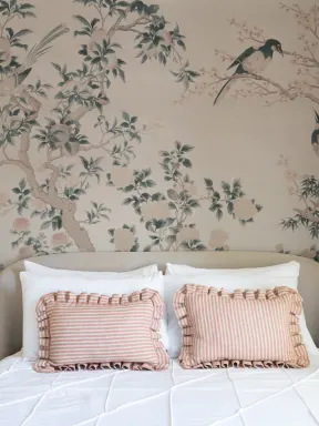 Rosa Chinoiserie Vintage Garden Scene veggmaleri