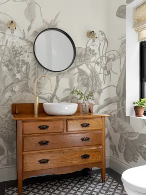 Lush Vintage Botanical Wall Mural in Grey with Tropical Flowers and Leafy Vines