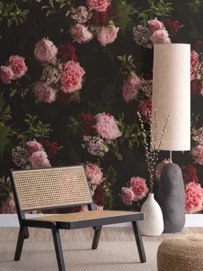 Papier Peint Panoramique aux Fleurs Roses sur Fond Noir