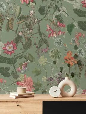 Üppige botanische Fototapete mit Blumen in sattem Grün