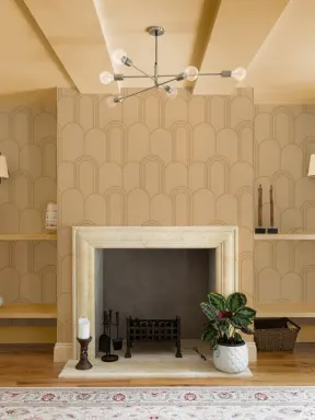 Papier peint jaune à motif répétitif en forme d'arche Art déco
