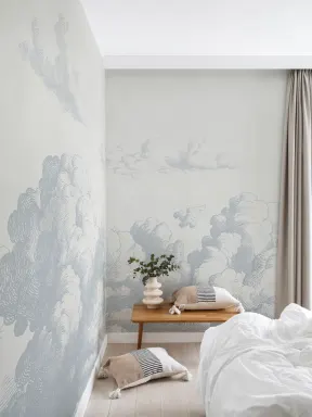 Murales de papel pintado de cielo azul de ensueño con nubes para espacios serenos