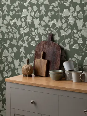 Green Heritage Ivy Wallpaper