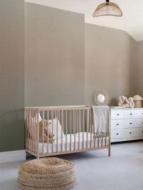 Green Ombre Calm Wall Mural for a Serene Atmosphere