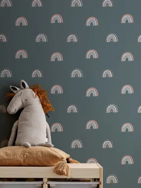Käsin maalattu sateenkaaren kuvio tapetti
