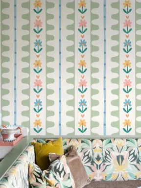 Papier peint panoramique à motif floral rayé multicolore pour des espaces pleins de bonne humeur