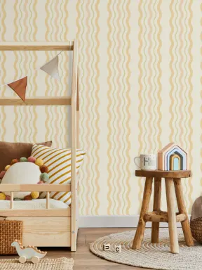 Papier peint jaune ondulé à rayures Ric Rac