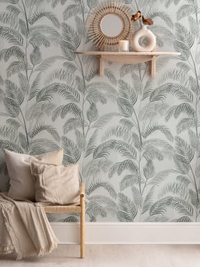 Green Watercolor Palm Leaf Repeat Pattern Wallpaper